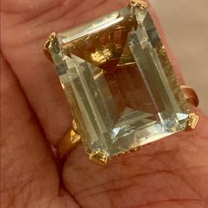 NWOT UNBRANDED 7-1/2 ct Green Amythyst Ring. 14 kt Yellow Gold. Size 7